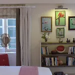 Durrell Liston Suites